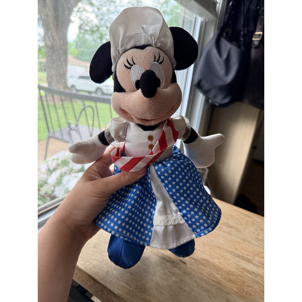 Disney Store Americana Minnie Mouse Plushโ 12"Patriotic Red White Blue